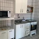 Lindo apartamento em Canasvieiras a uma quadra do mar - próximo ao Trapiche dos Barcos Piratas